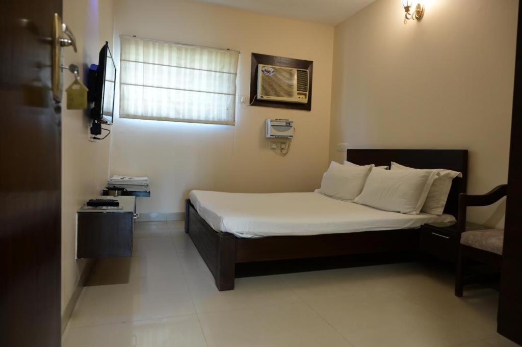 Maharani Regency Hotel Panchkula Luaran gambar